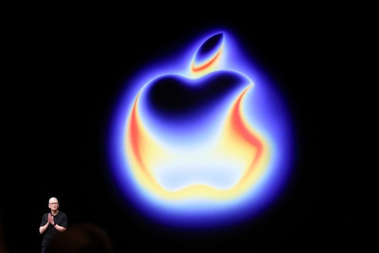 Factbox Apple Launches Slim IPhone 17 Air, New AirPods And Watch In Holiday Refresh