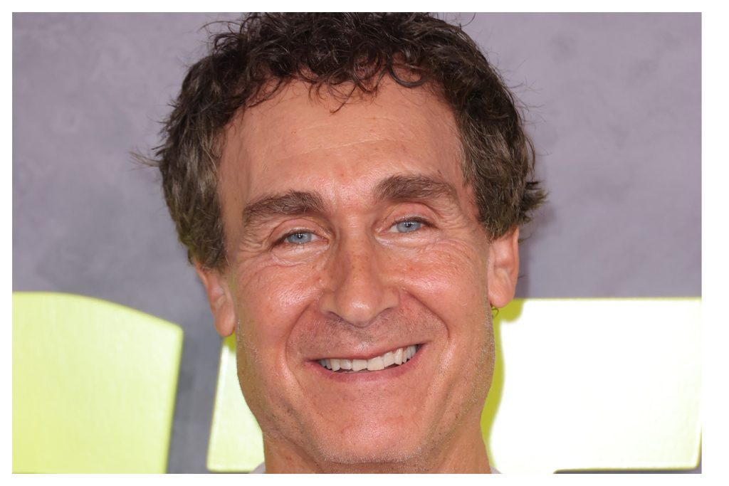 Doug Liman Talks XR Thriller ‘Asteroid’ & Tom Cruise Space Project “I Know I Want To Do More In Space” – Venice