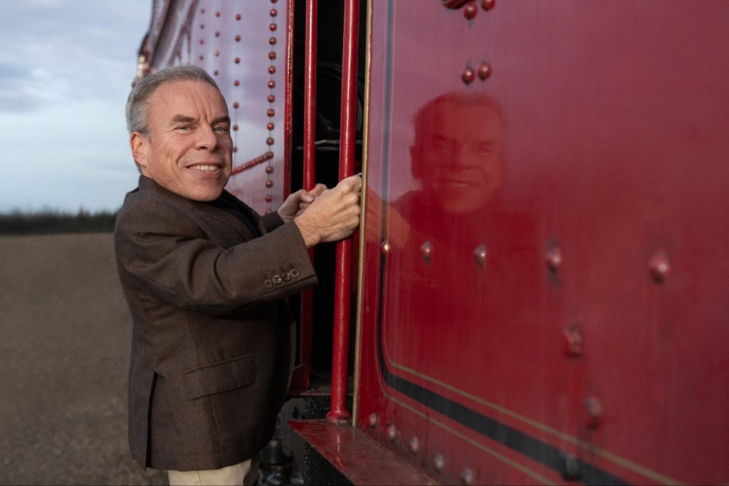 ‘Harry Potter’ HBO Series: Warwick Davis Returns As Professor Flitwick; Dean Thomas, Crabbe, Goyle And More Cast