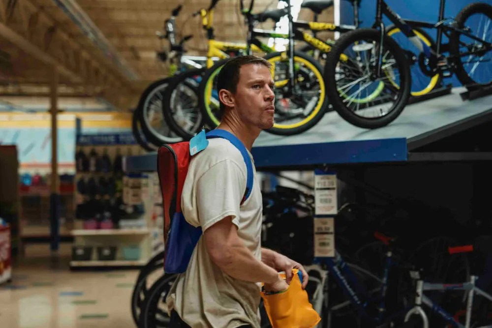 ‘Roofman’ Review: Channing Tatum & Kirsten Dunst Triumph In Incredible Real Life Story That Becomes One Of 2025’s Best Movies – Toronto Film Festival