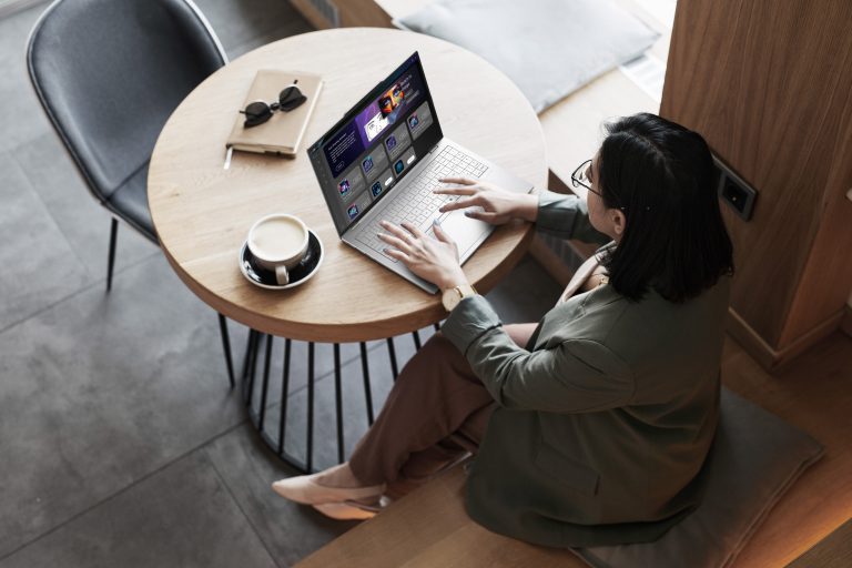 Acer’s 16 Inch Air Weighs Even Less Than A 13 Inch MacBook Air