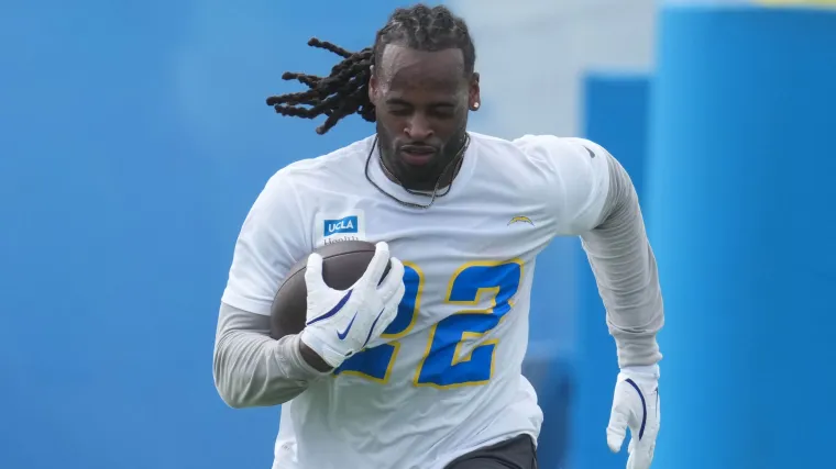 Is Najee Harris Playing Tonight? Chargers RB Off To Quiet Start Against Chiefs