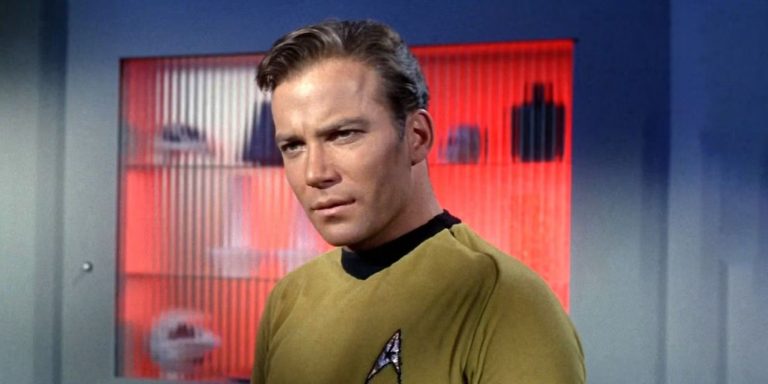 10 Ways Captain Kirk's Return To Star Trek Lore Divides Fans