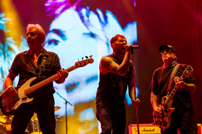 Sex Pistols With Frank Carter Postpone North American Tour After Steve Jones Breaks Wrist