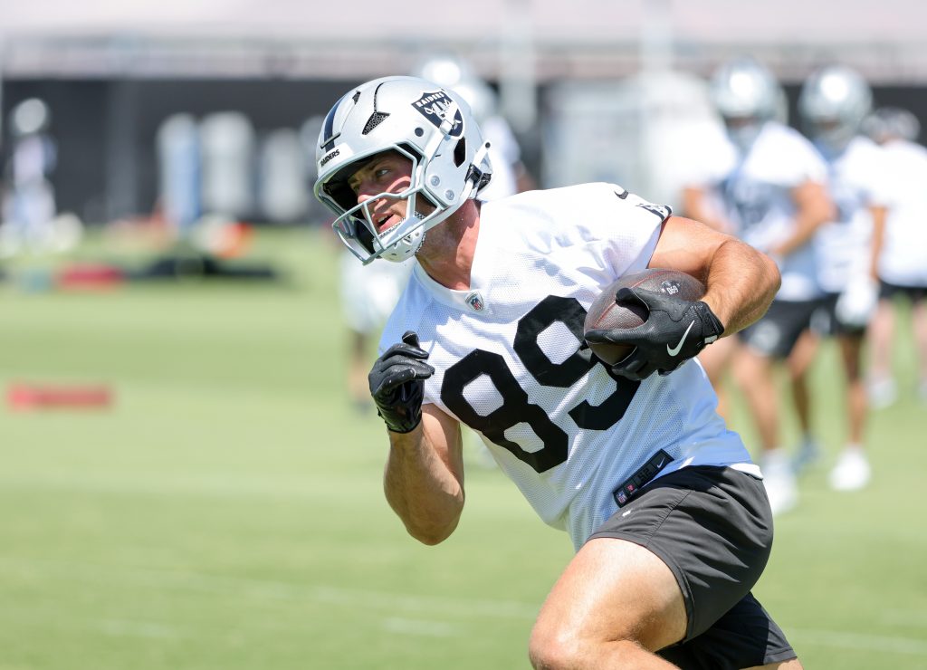 Top 50 Fantasy Football Standard Tight Ends For Week 1