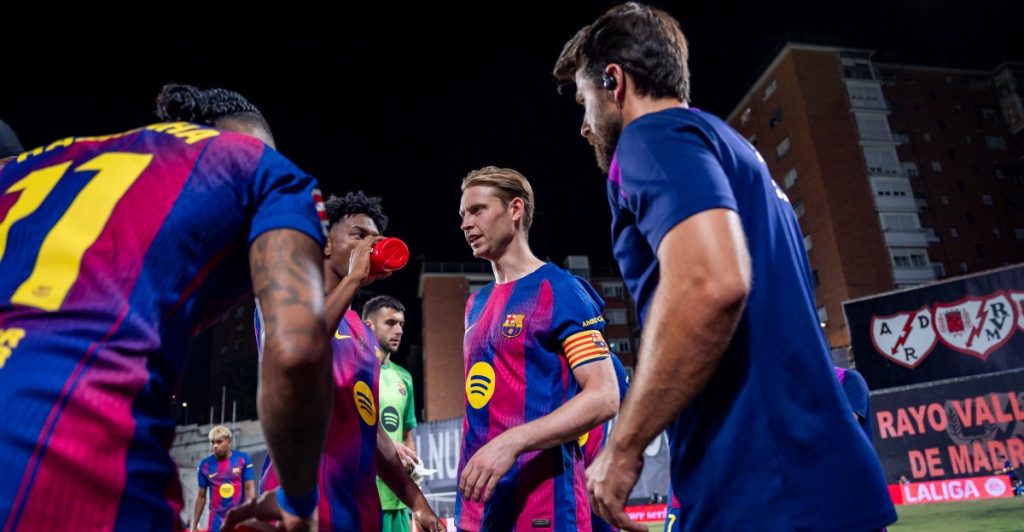 ‘This Is Vallecas, Dogs!’ – Barcelona Stars Blocked From Giving Away Shirts To Fans By Rayo Ultras