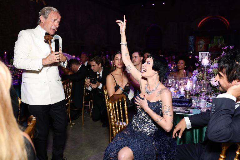 Halsey Bids $585,000 For Portrait Of Herself By Director Julian Schnabel At Venice AmfAR Charity Gala: ‘I’m Feeling On Top Of The World’