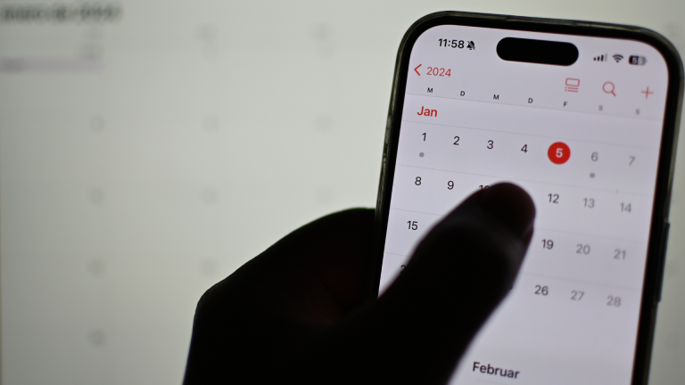 Scammers Are Exploiting Apple Calendar To Send Phishing Emails (Again)
