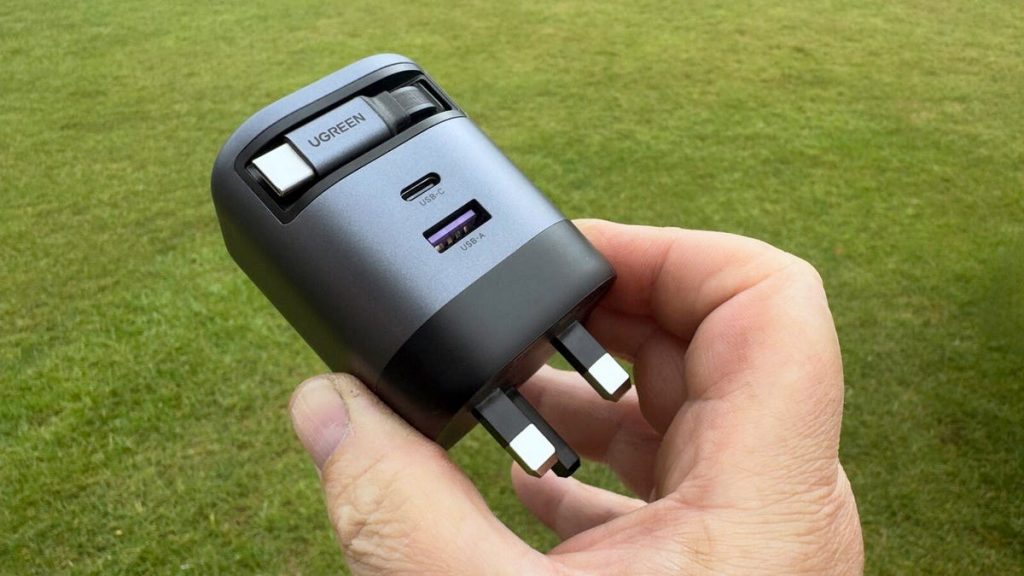 This One Small Feature Makes This Travel Charger My Favorite For Business Trips