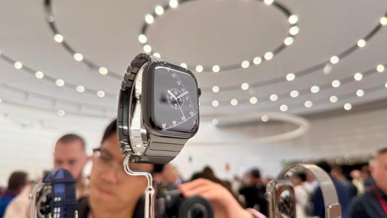 I Tried The Apple Watch Series 11, Watch Ultra 3, And SE   What The Keynote Didn't Tell You