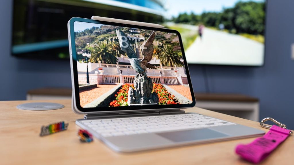 You Can Finally Scroll Instagram On Your IPad After 15 Years