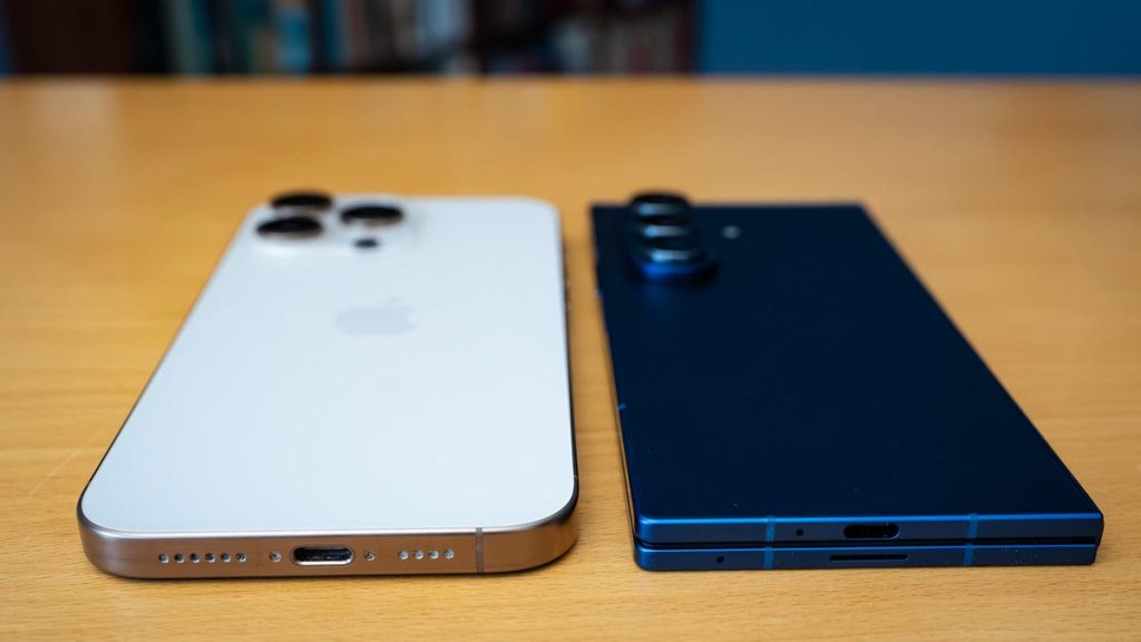 Kuo: Apple Just Increased Its Folding IPhone Plans For 2026   Will Triple Samsung's Fold 7