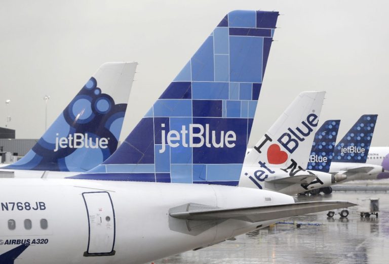 JetBlue Will Use Amazon’s Project Kuiper Satellites For Free In Flight Internet