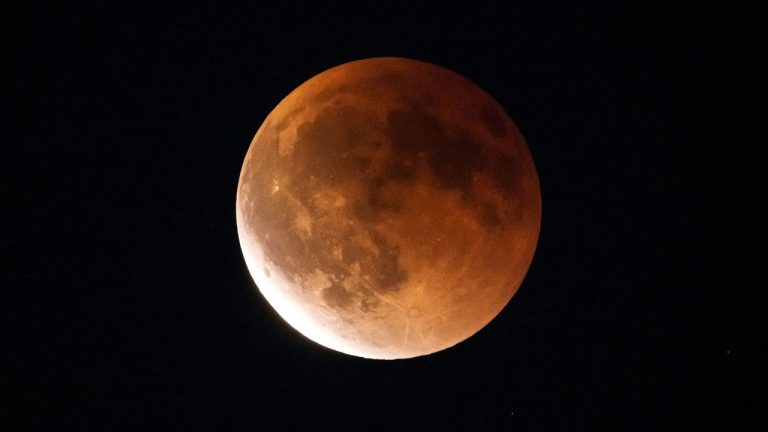 Blood Moon Wows Skywatchers Worldwide: Best Photos Of The September 2025 Total Lunar Eclipse