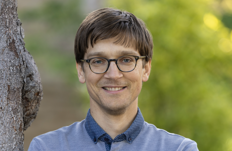 This Stanford Computer Science Professor Went To Written Exams 2 Years Ago Because Of AI