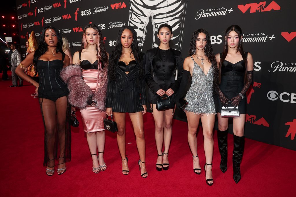 Best Red Carpet Photos At The 2025 VMAs: See All The Looks