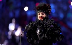 Yungblud, Steven Tyler & Joe Perry Lead Ozzy Osbourne Tribute Performance At 2025 VMAs: ‘Ozzy Forever’