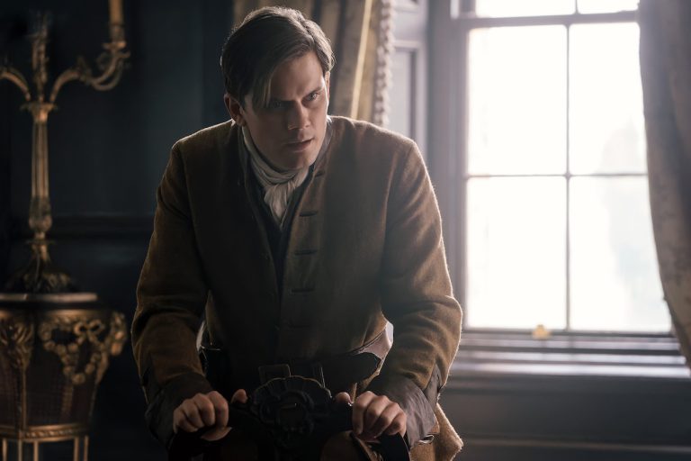 Outlander: Blood Of My Blood’s Jeremy Irvine Goes Deep On Henry’s Delusional Interlude With [Spoiler]: ‘Just Wait For Season 2’