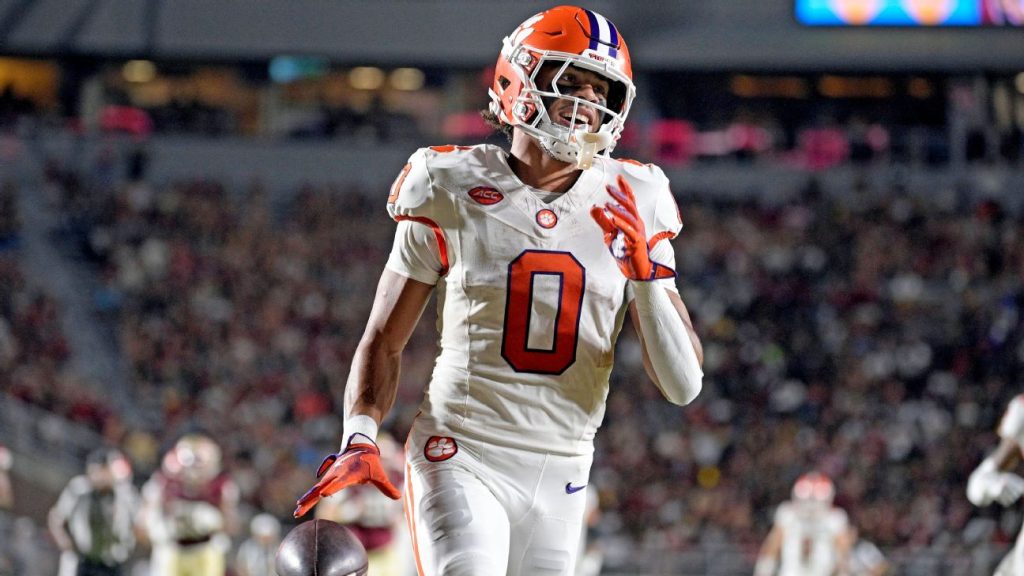 Sources: Clemson Without WR Williams Vs