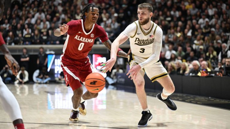 Way Too Early Men's Top 25 Rankings: Every Team's Top Awards Candidate