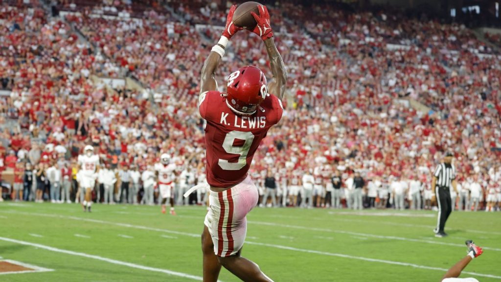 College Football Betting Lines: Michigan Heads To Oklahoma In Ranked Showdown