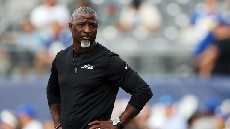 Jets Coach Aaron Glenn Says He'll Have Nerves In His Debut, Just Like He Did As A Player