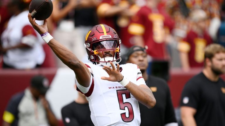 Jayden Daniels Throws First TD Pass Of The Season