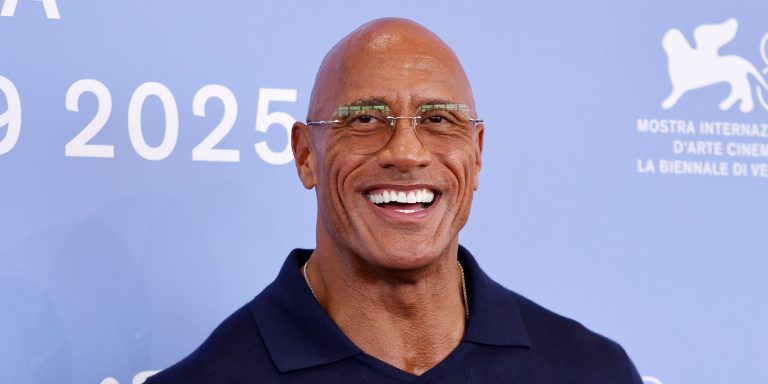 Dwayne Johnson's The Smashing Machine Scores 92% On Rotten Tomatoes