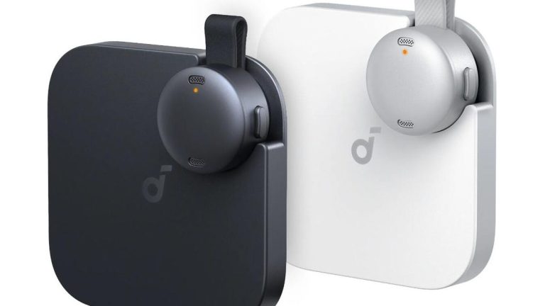 Anker's Coin Size AI Recorder Can Transcribe And Summarize Your Meetings   In One Click