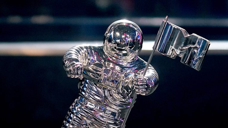 MTV VMAs: Winners List